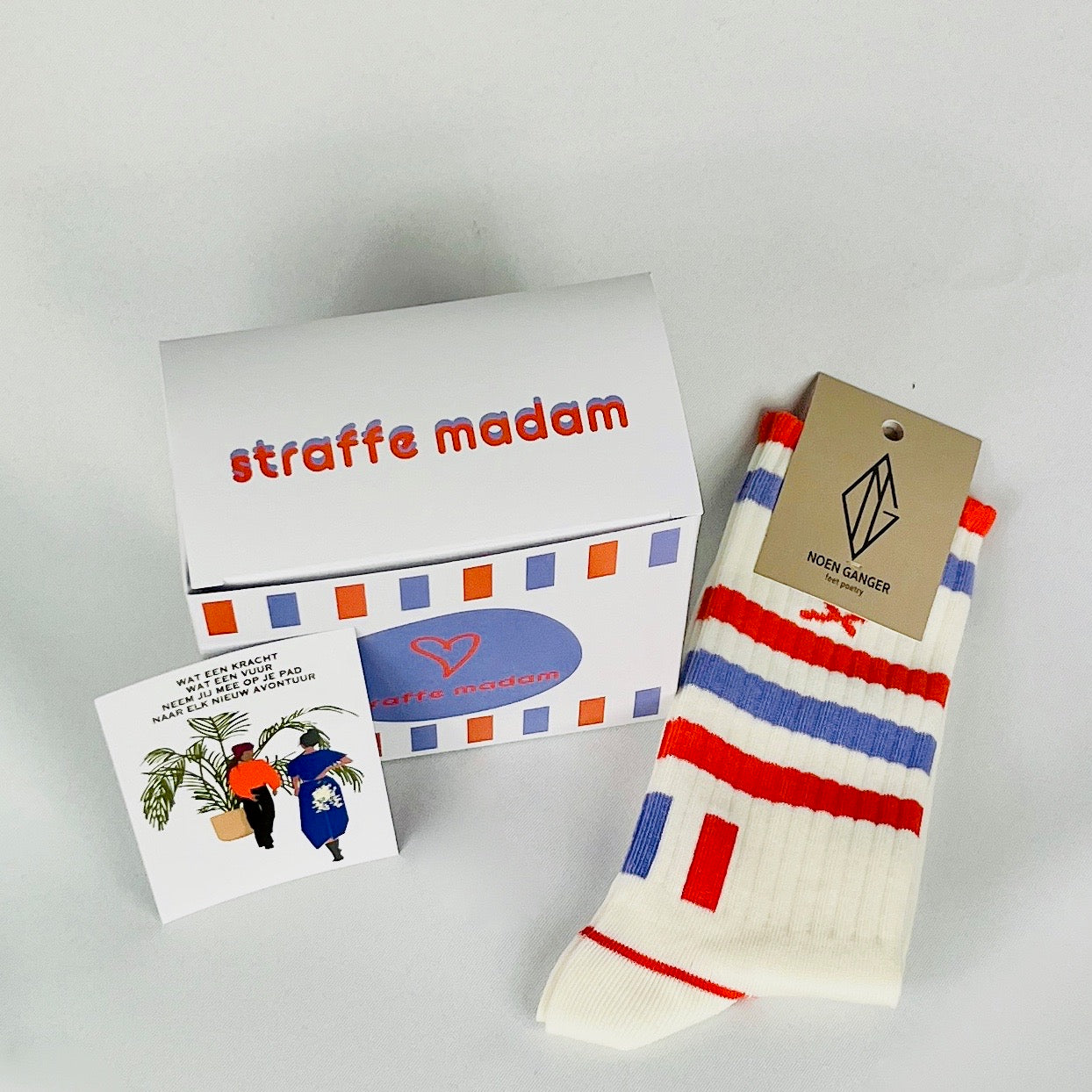 STRAFFE MADAM GIFTBOX SOKKEN MET KAARTJE
