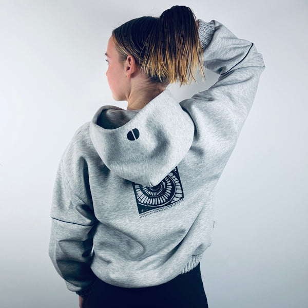 SOOI HOODIE  NO STRAIGHT LINE