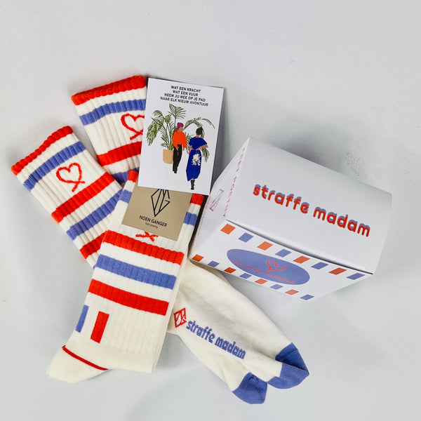 STRAFFE MADAM GIFTBOX SOKKEN MET KAARTJE