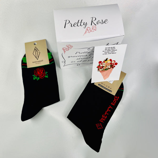 PRETTY ROSE GIFTBOX 2 PAAR SOKKEN MET KAARTJE