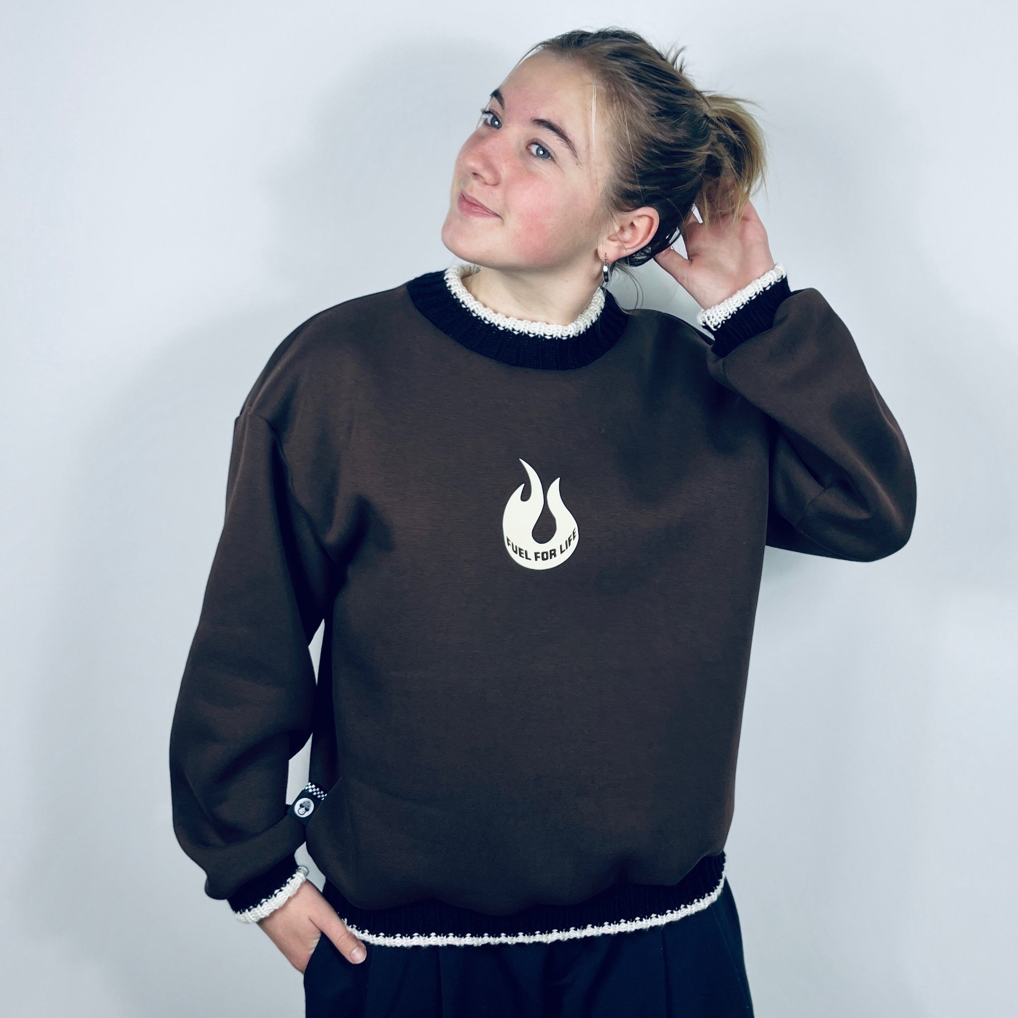 SOOI SWEATER FUEL FOR LIFE