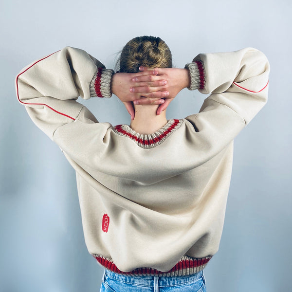 SOOI SWEATER WHERE IS MY MIND