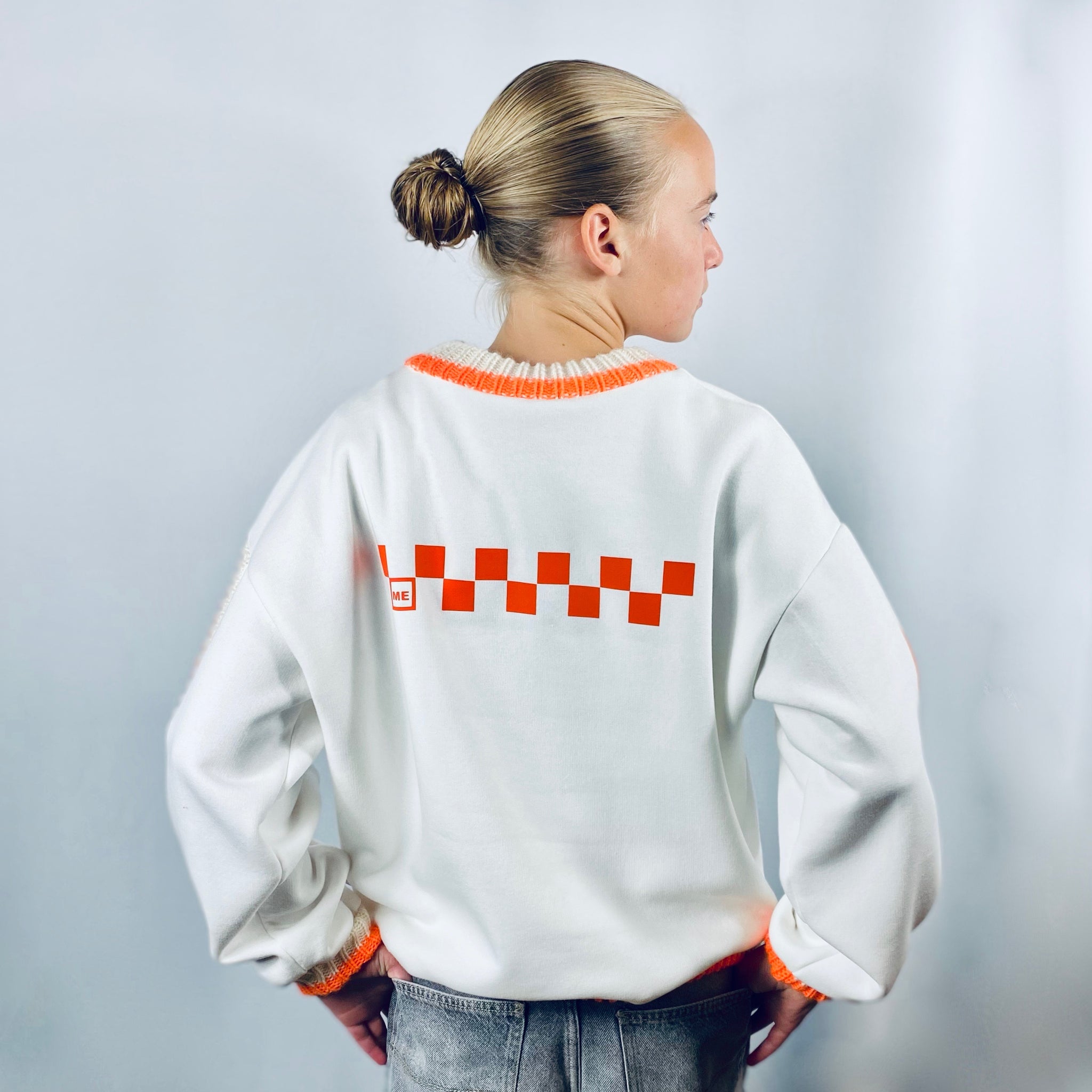 SOOI SWEATER ME