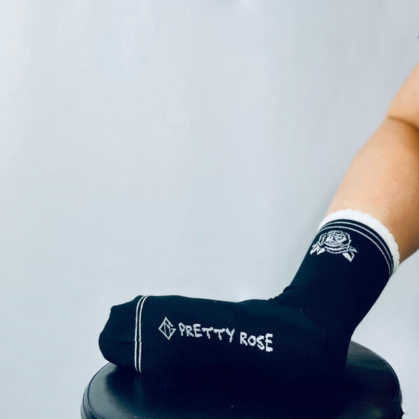 PRETTY WHITE ROSE GIFTBOX MET KAARTJE