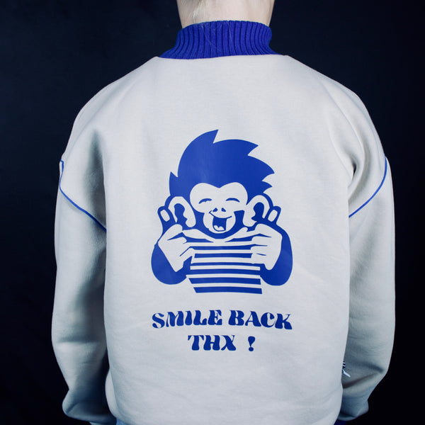 SOOI SWEATER SMILE BACK THX !