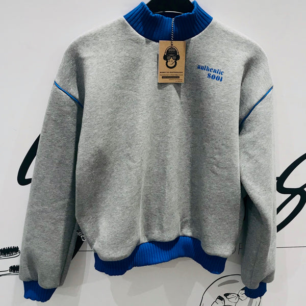 SOOI SWEATER SMILE BACK THX !